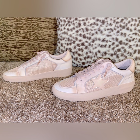 VINTAGE HAVANA Womens Extra Lace Up Sneakers - Picture 1 of 9